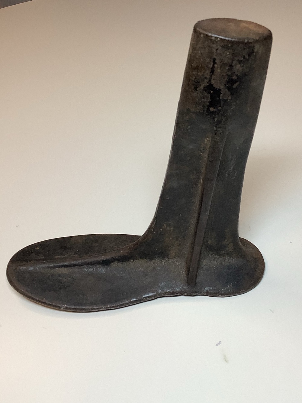 Vintage Cast Iron Cobbler Shoe Form Size 3
